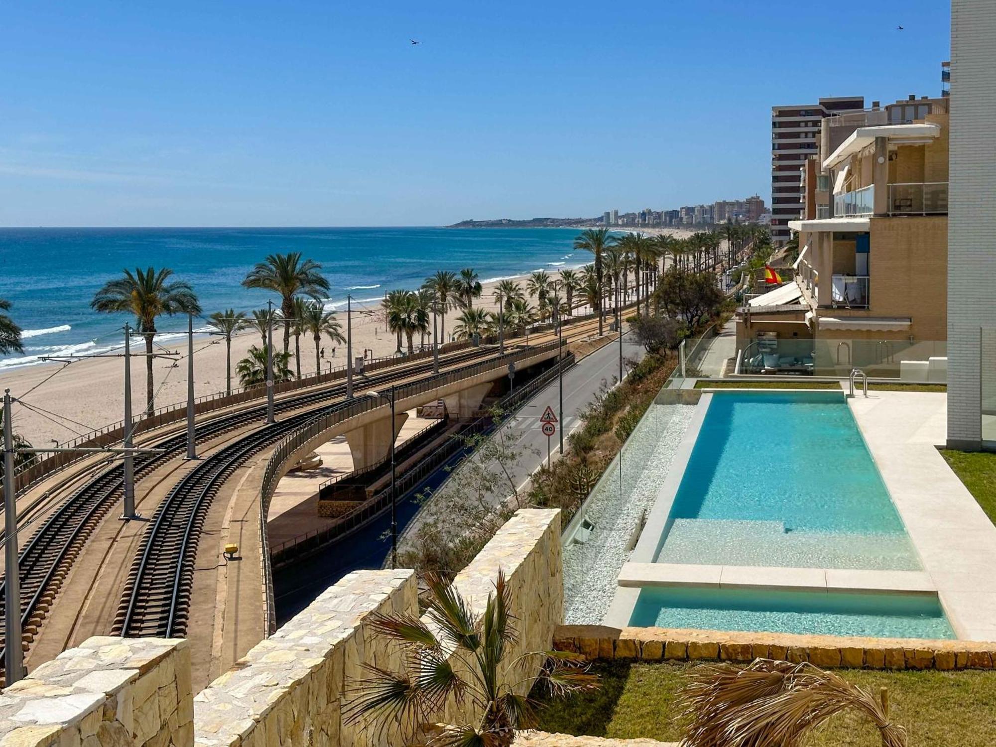 Lantia. Amaneceres De Ensueno Y Piscina Con Vistas Apartment El Campello Exterior foto
