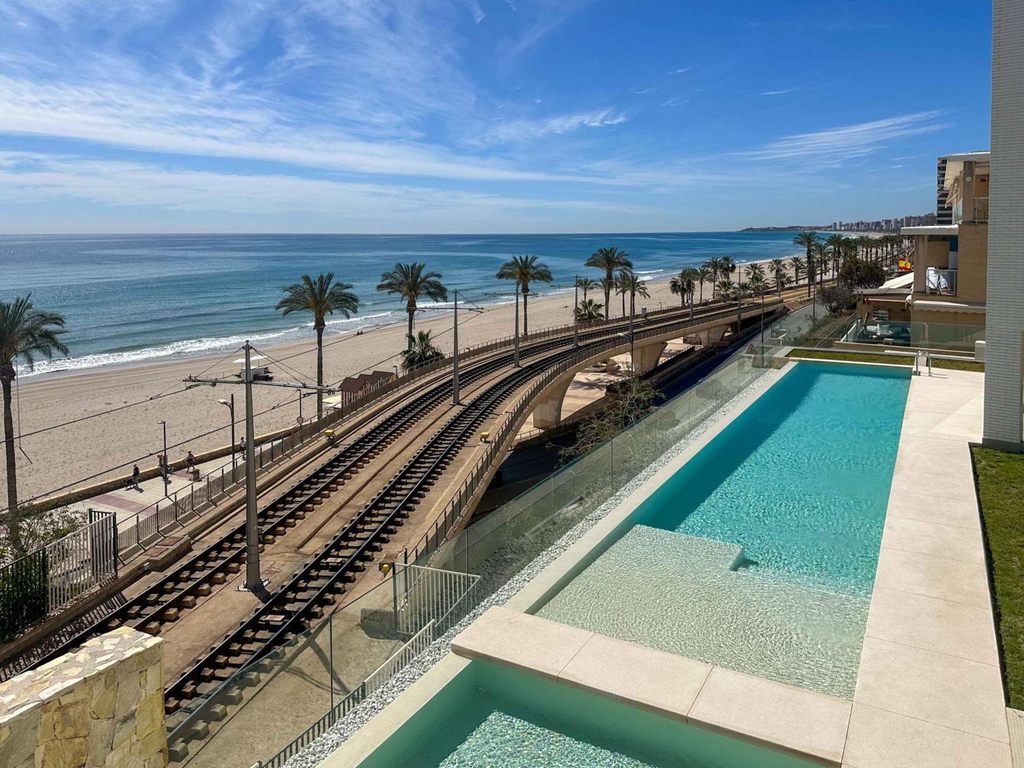 Lantia. Amaneceres De Ensueno Y Piscina Con Vistas Apartment El Campello Exterior foto